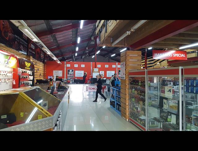 848M² RETAIL TO LET IN BELLVILLE CENTRAL
